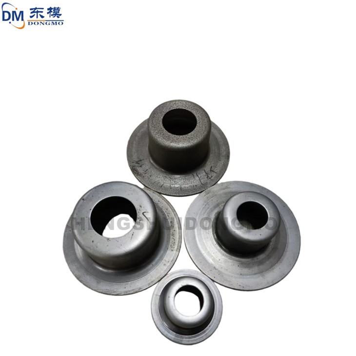 Ittimbrar tal-metall u Partijiet tat-tpinġija, Partijiet tal-metall tal-azzar li ma jsaddadx tad-dwana, dies tal-ittimbrar u Partijiet bil-makna